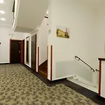 غراند فندق 4*