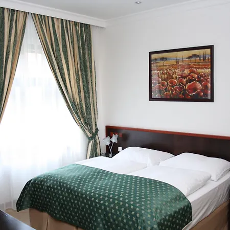 Hotel Grand