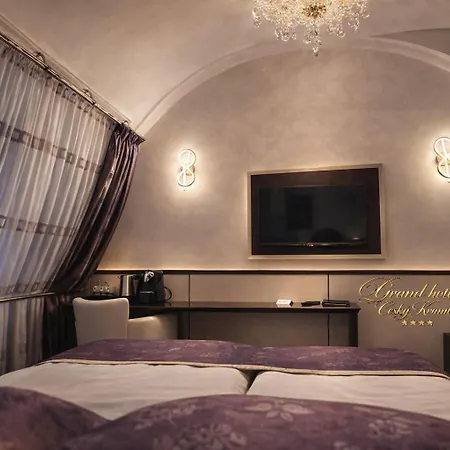 Grand 4*