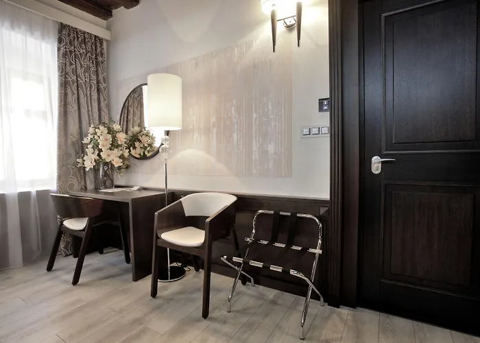 Отель Grand 4*