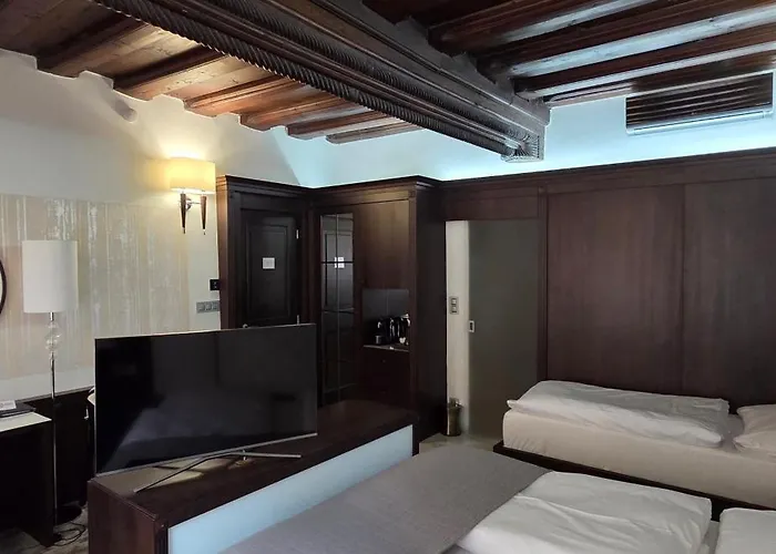Hotel Grand
