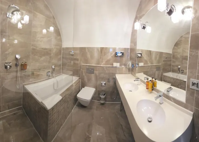 Grand Hotel 4*